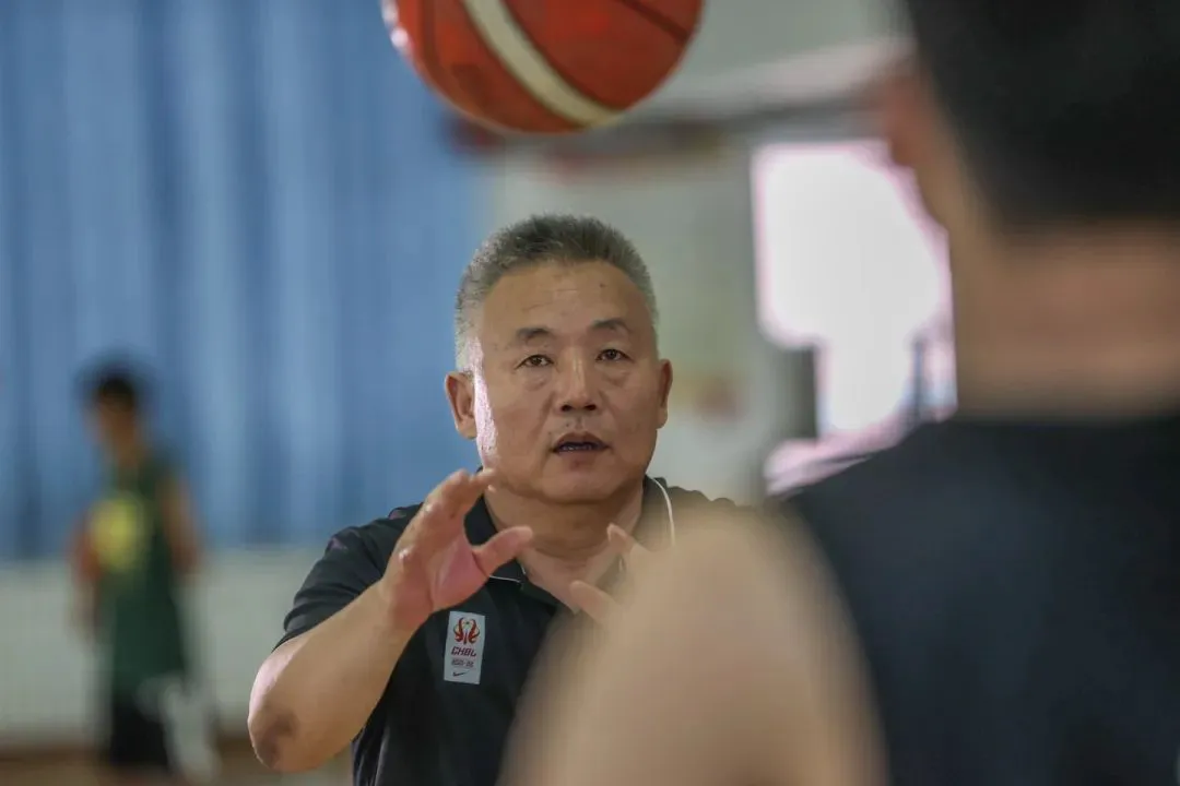 为什么篮球教练的经验对球员发展至关重要_0